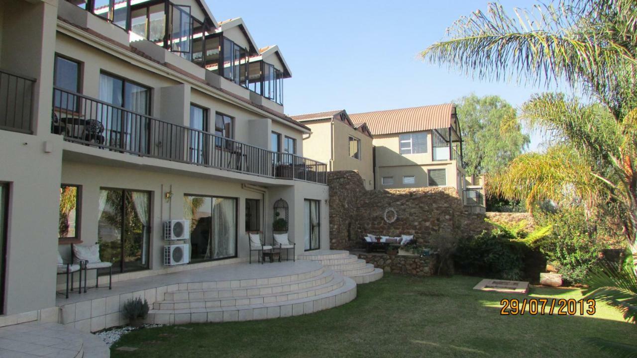 La Dolce Vita Guest House Hartbeespoort Exterior photo